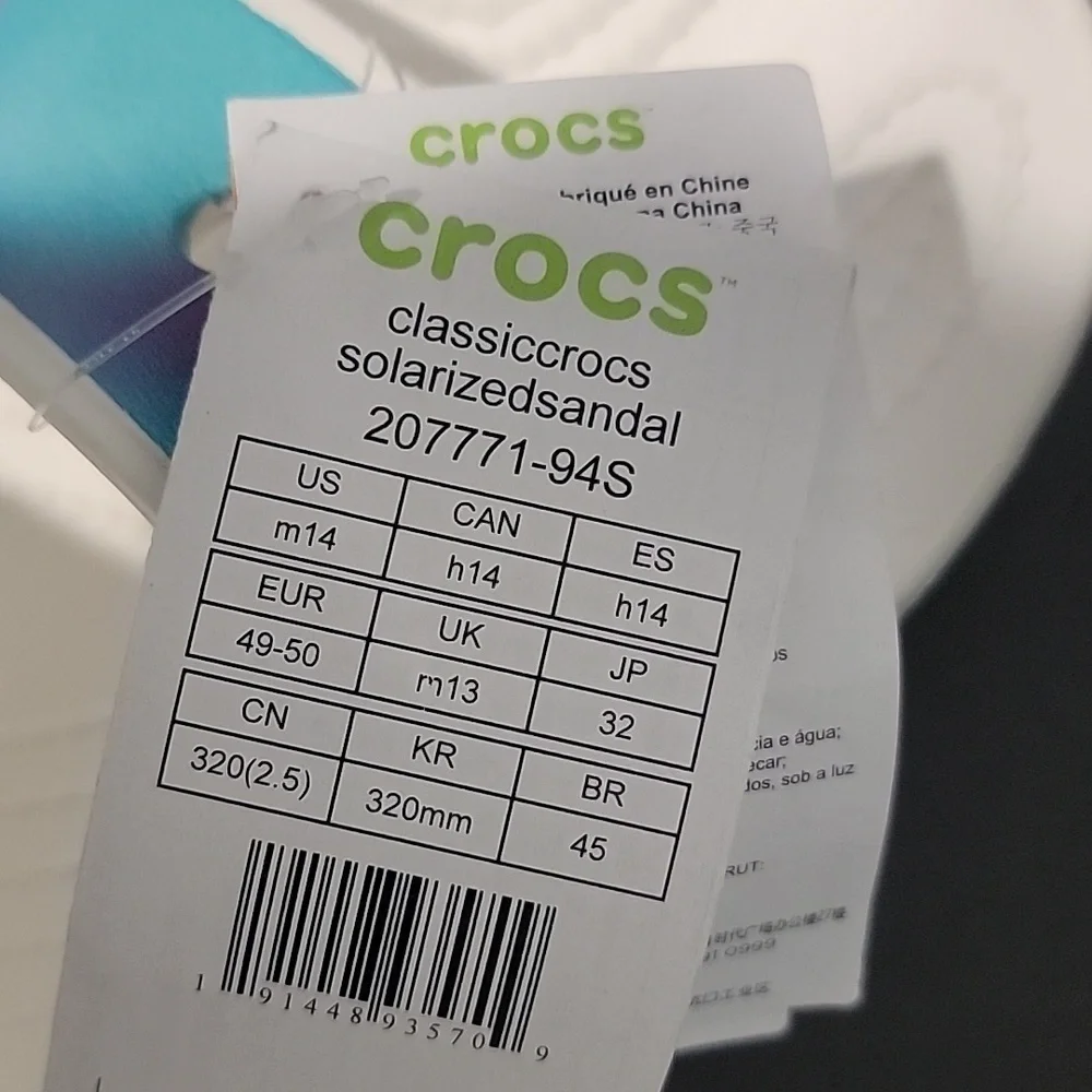 CROCS 